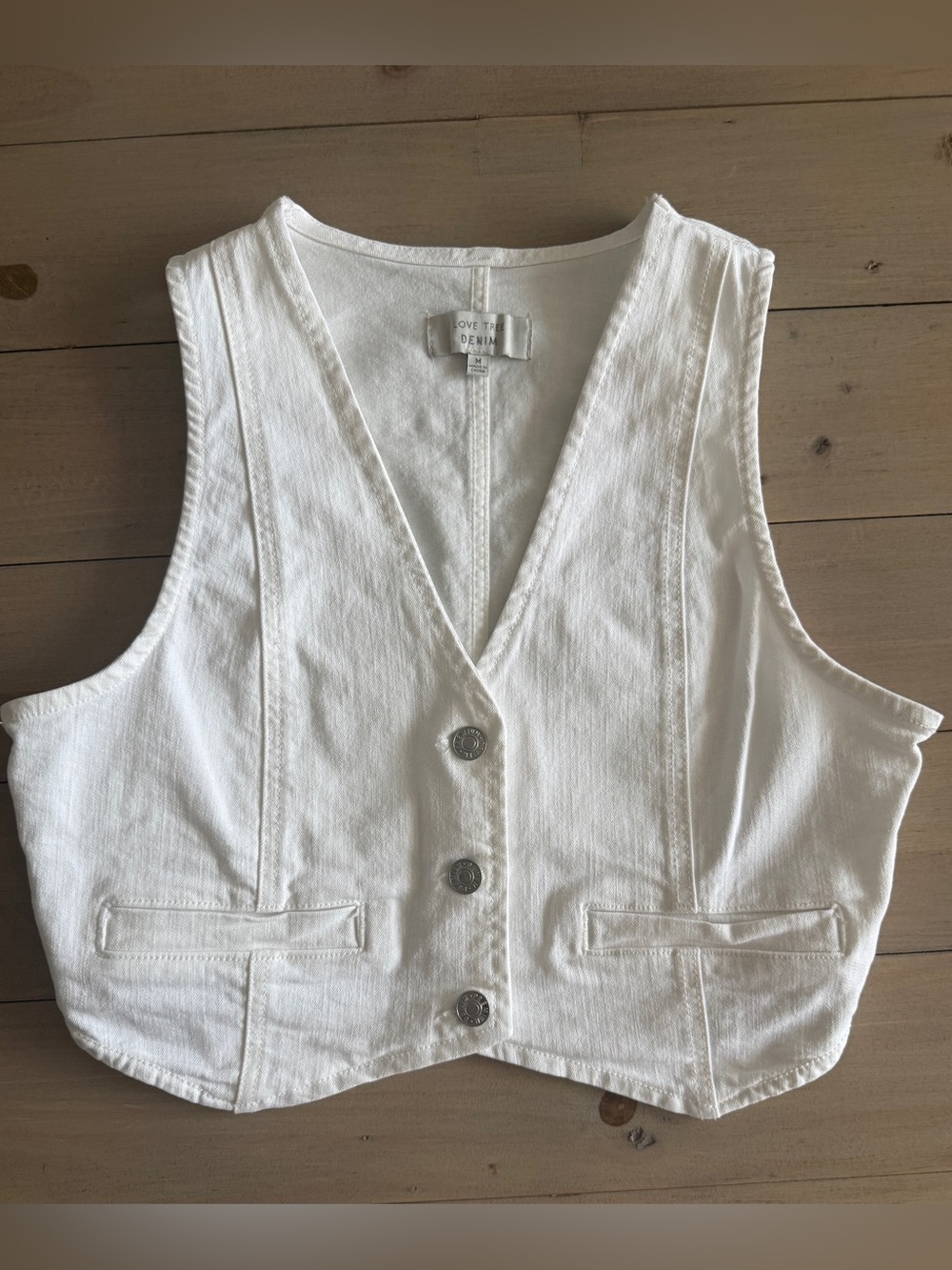Love Tree Denim White Cropped Button Front Vest Size M